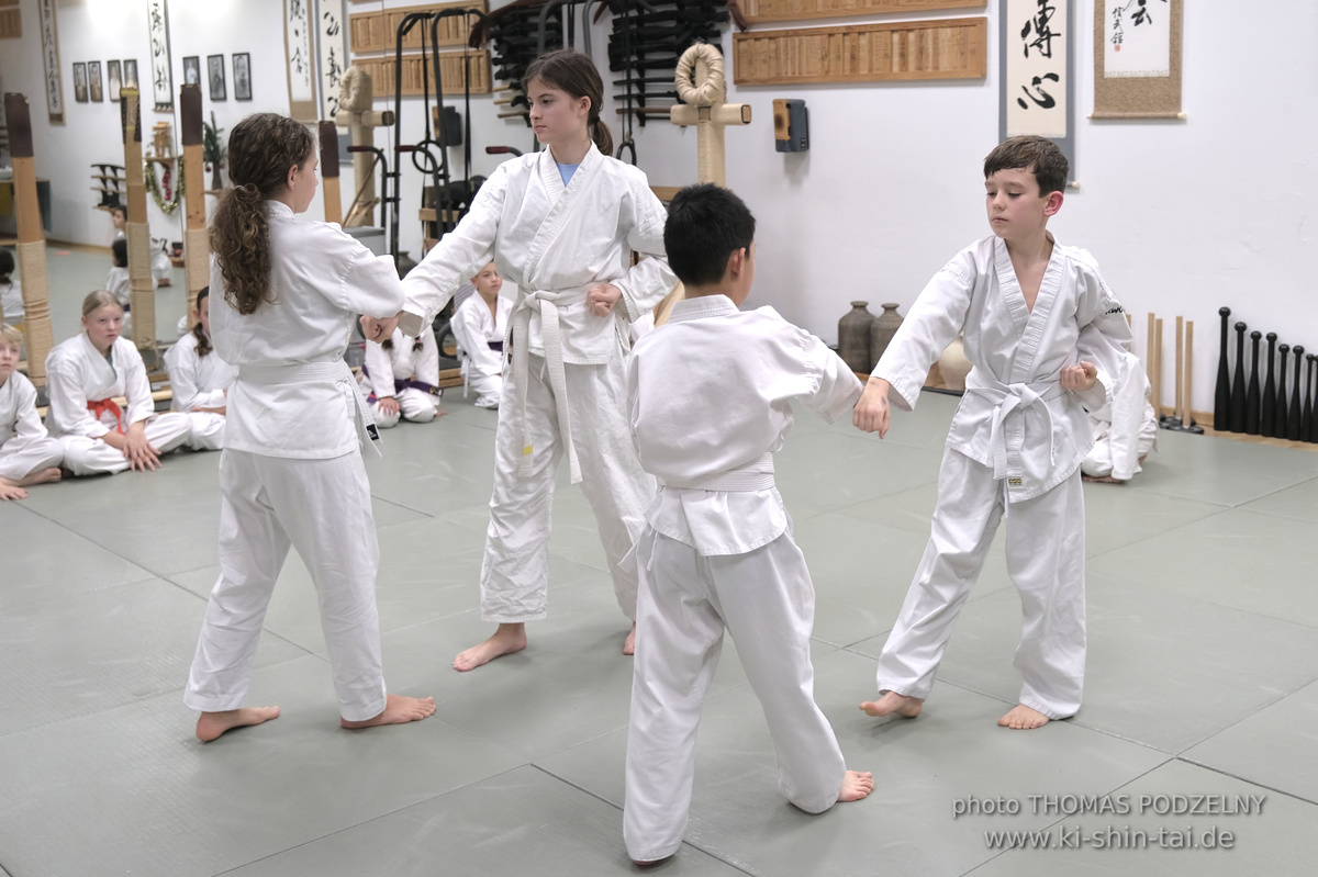 Weihnachtsfeier der Budo-, Aikido- und Karatekids 12.12.2025