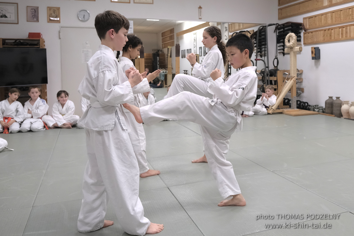 Weihnachtsfeier der Budo-, Aikido- und Karatekids 12.12.2025