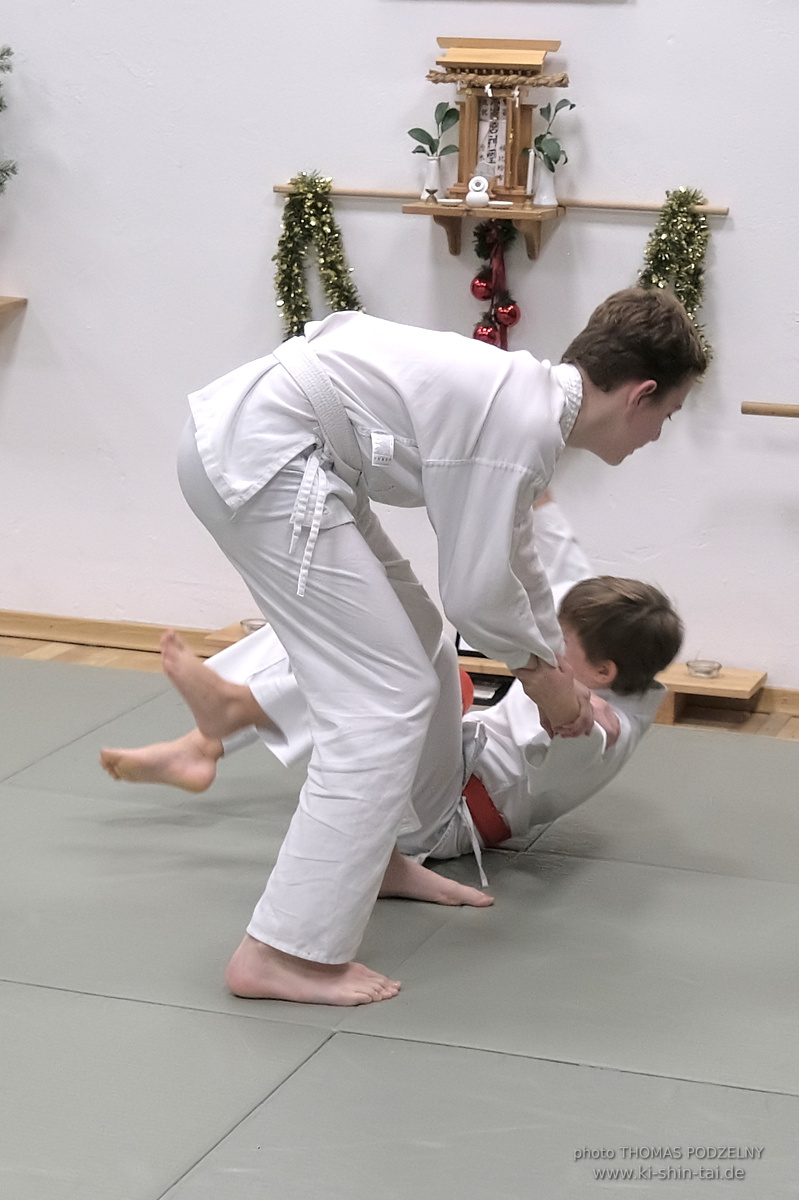 Weihnachtsfeier der Budo-, Aikido- und Karatekids 12.12.2025