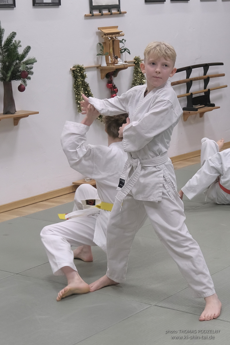 Weihnachtsfeier der Budo-, Aikido- und Karatekids 12.12.2025